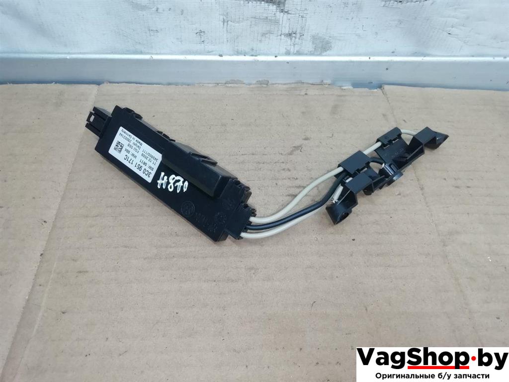 датчик (прочие) Volkswagen Passat B6 2009, 2.0 л., TDi, CBA, дизель, МКПП, голубой, седан, передний привод, 3C0951171C - фото №1