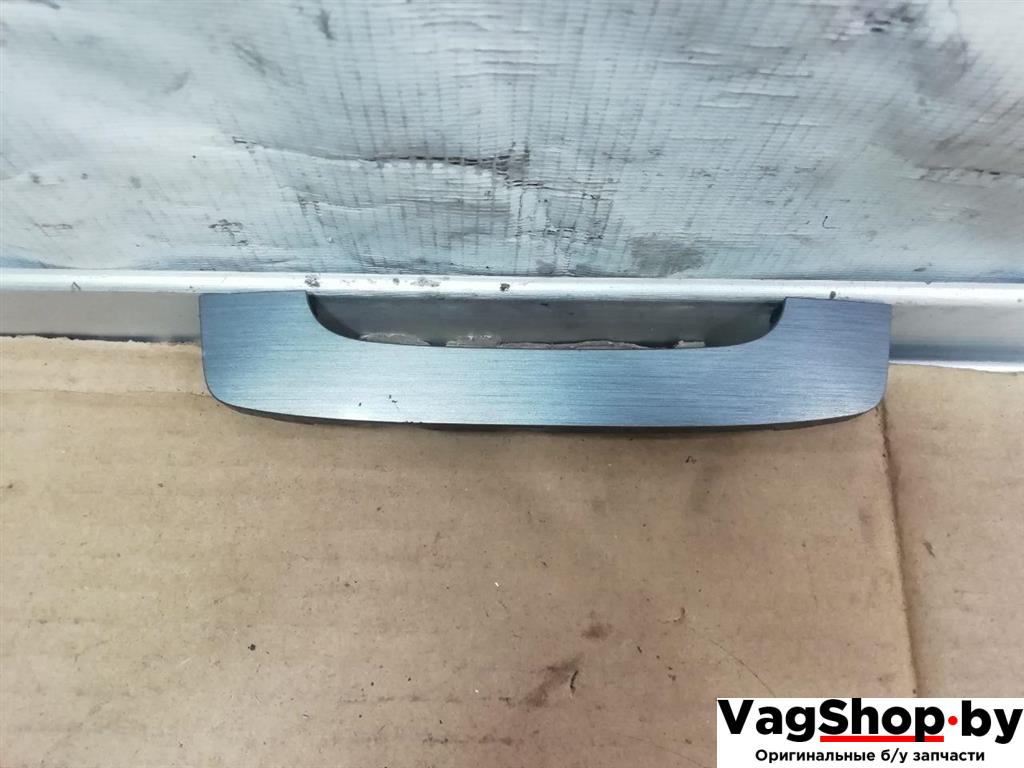 Декоративная накладка центральной консоли Volkswagen Passat B7 2011, 2.0 л., TDi, CFF, дизель, АКПП, синий, универсал, передний привод, 3AA863324B - фото №1