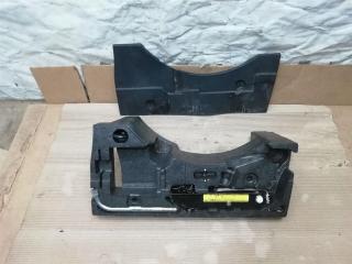 ящик под инструменты / набор инструментов Volkswagen Passat B7 2011, 2.0 л., TDi, CFF, дизель, АКПП, синий, универсал, передний привод, 3C0011031B, 3C5012115D, 4D0012219A, 1T0805615A