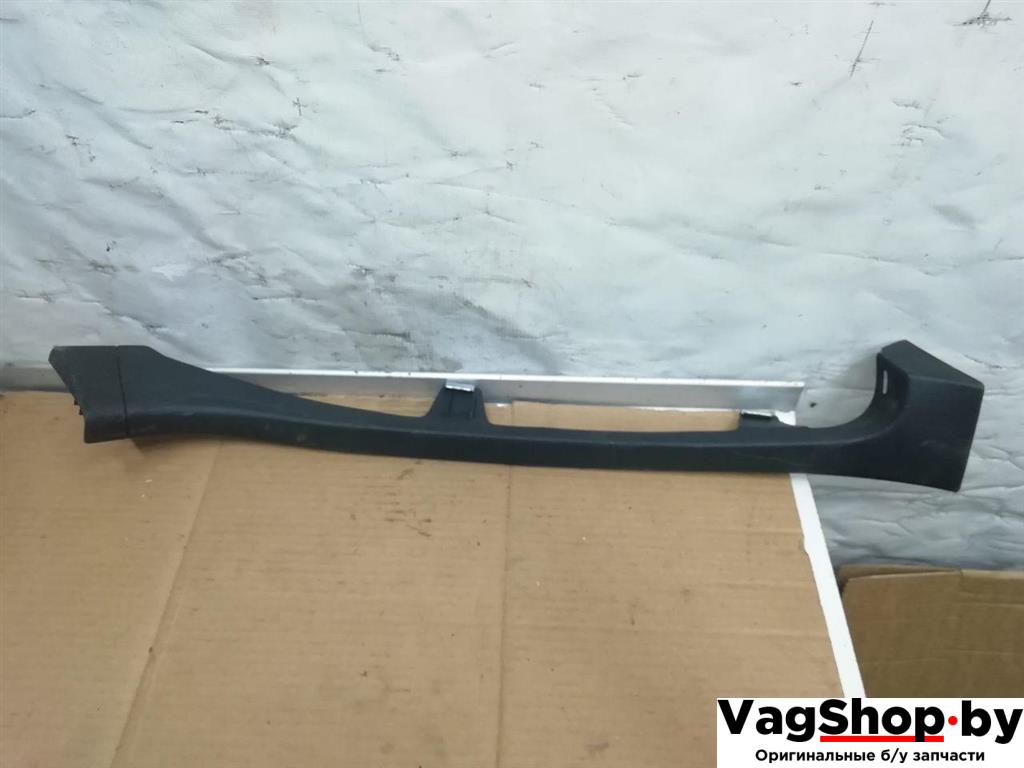 пластик Volkswagen Passat B7 2011, 2.0 л., TDi, CFF, дизель, АКПП, синий, универсал, передний привод, 3C9867766 - фото №1