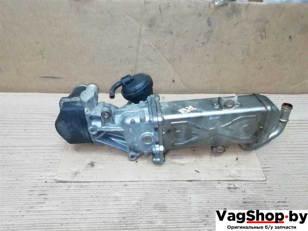 охладитель EGR / Радиатор EGR Volkswagen Passat B7 2011, 2.0 л., TDi, CFF, дизель, АКПП, синий, универсал, передний привод, 03L131512BL - фото №1