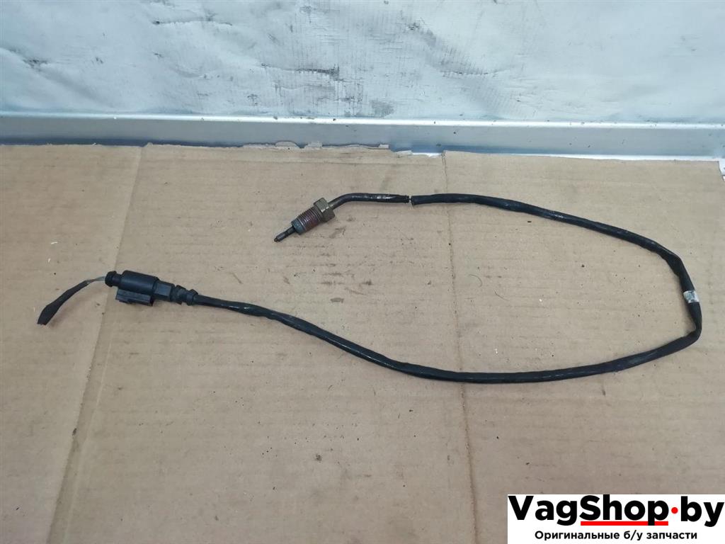 датчик давления (температуры) выхлопных газов Volkswagen Passat B7 2011, 2.0 л., TDi, CFF, дизель, АКПП, синий, универсал, передний привод, 03L906088BD - фото №1