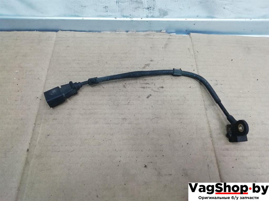 датчик распредвала Volkswagen Passat B7 2011, 2.0 л., TDi, CFF, дизель, АКПП, синий, универсал, передний привод, 03L907601 - фото №1