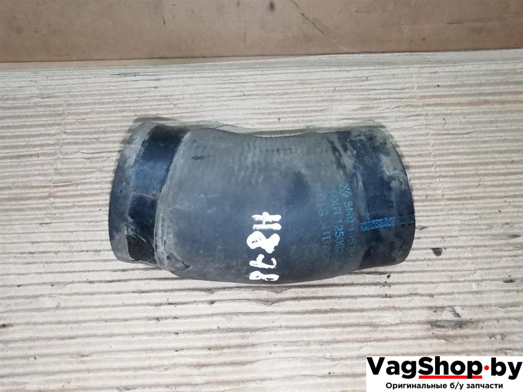 патрубок интеркулера Volkswagen Passat B7 2011, 2.0 л., TDi, CFF, дизель, АКПП, синий, универсал, передний привод, 5N0145828E - фото №1