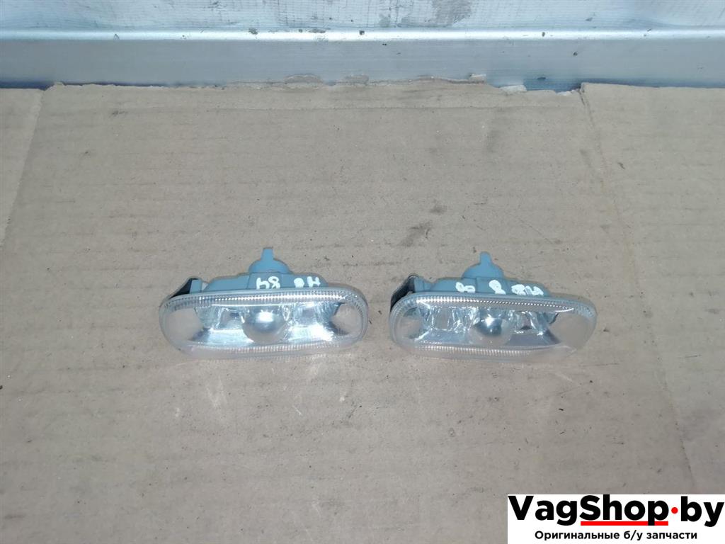 повторитель передний правый Audi A6 4F/C6 2007, 3.0 л., TDi, ASB, дизель, АКПП, голубой, универсал, полный привод, 8E0949127 - фото №1