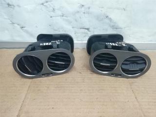 дефлектор обдува салона Volkswagen Tiguan 1 поколение 2010, 2.0 л., TDi, CFG, дизель, МКПП, серебро, внедорожник 5 дв., полный привод, 5N0819703A, 5N0819704A