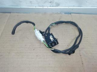 разъем AUX / USB Volkswagen Tiguan 1 поколение 2010, 2.0 л., TDi, CFG, дизель, МКПП, серебро, внедорожник 5 дв., полный привод, 5M0035724