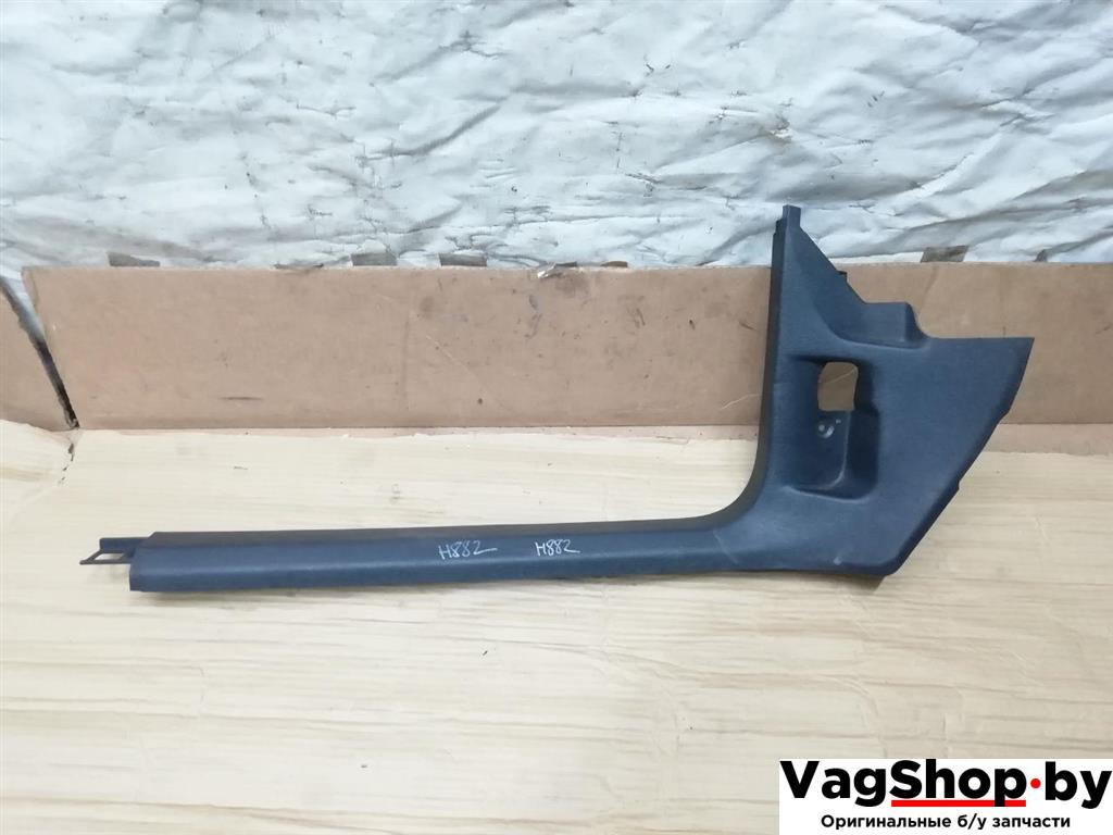 накладка на порог Volkswagen Tiguan 1 поколение 2010, 2.0 л., TDi, CFG, дизель, МКПП, серебро, внедорожник 5 дв., полный привод, 5N0863483A - фото №1