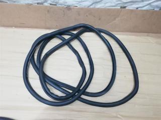 уплотнитель Volkswagen Tiguan 1 поколение 2010, 2.0 л., TDi, CFG, дизель, МКПП, серебро, внедорожник 5 дв., полный привод, 5N0867913