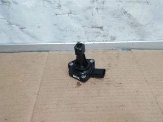 датчик уровня масла Volkswagen Tiguan 1 поколение 2010, 2.0 л., TDi, CFG, дизель, МКПП, серебро, внедорожник 5 дв., полный привод, 03C907660G