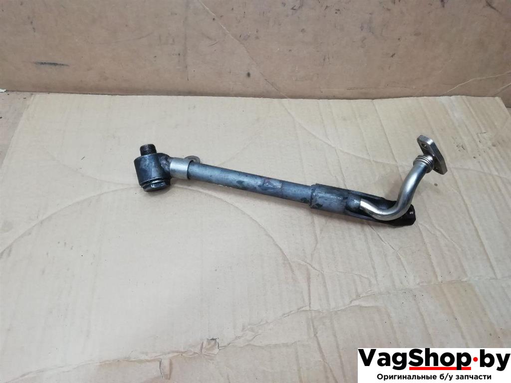 масляная трубка турбины Volkswagen Tiguan 1 поколение 2010, 2.0 л., TDi, CFG, дизель, МКПП, серебро, внедорожник 5 дв., полный привод, 03L145535A, 03L145736D - фото №1