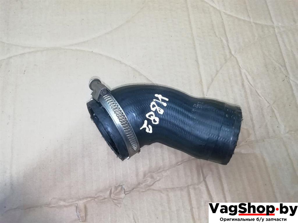 патрубок интеркулера Volkswagen Tiguan 1 поколение 2010, 2.0 л., TDi, CFG, дизель, МКПП, серебро, внедорожник 5 дв., полный привод - фото №1