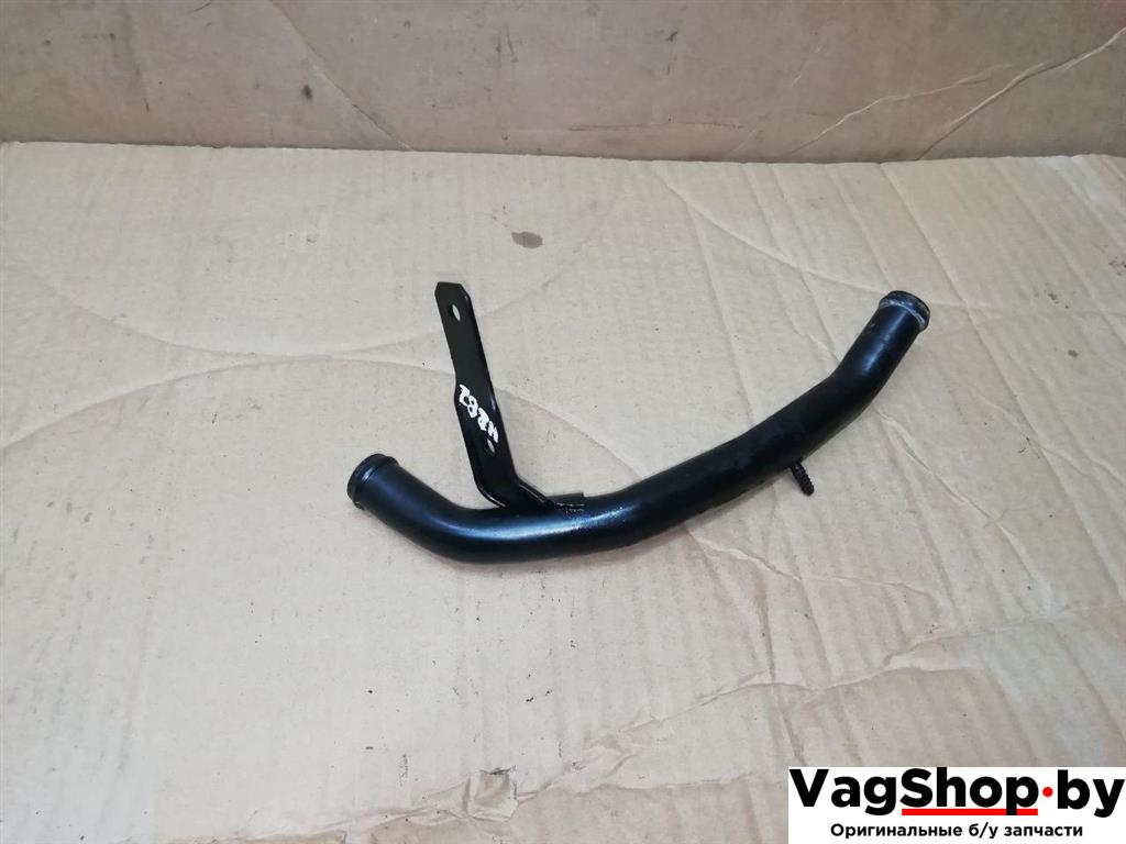 трубка охлаждающей жидкости Volkswagen Tiguan 1 поколение 2010, 2.0 л., TDi, CFG, дизель, МКПП, серебро, внедорожник 5 дв., полный привод, 03L122157K - фото №1