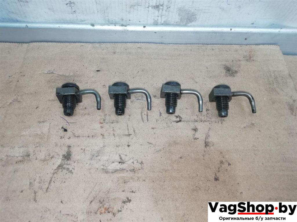 форсунка масляная Volkswagen Tiguan 1 поколение 2010, 2.0 л., TDi, CFG, дизель, МКПП, серебро, внедорожник 5 дв., полный привод - фото №1