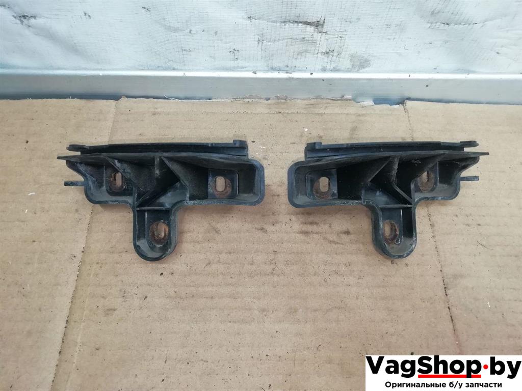 Крепление бампера заднего Audi A6 Allroad Quattro C6/4F 2007, 3.2 л., FSI, AUK, бензин, МКПП, синий, универсал, полный привод, 4F9807897A, 4F9807898A - фото №1