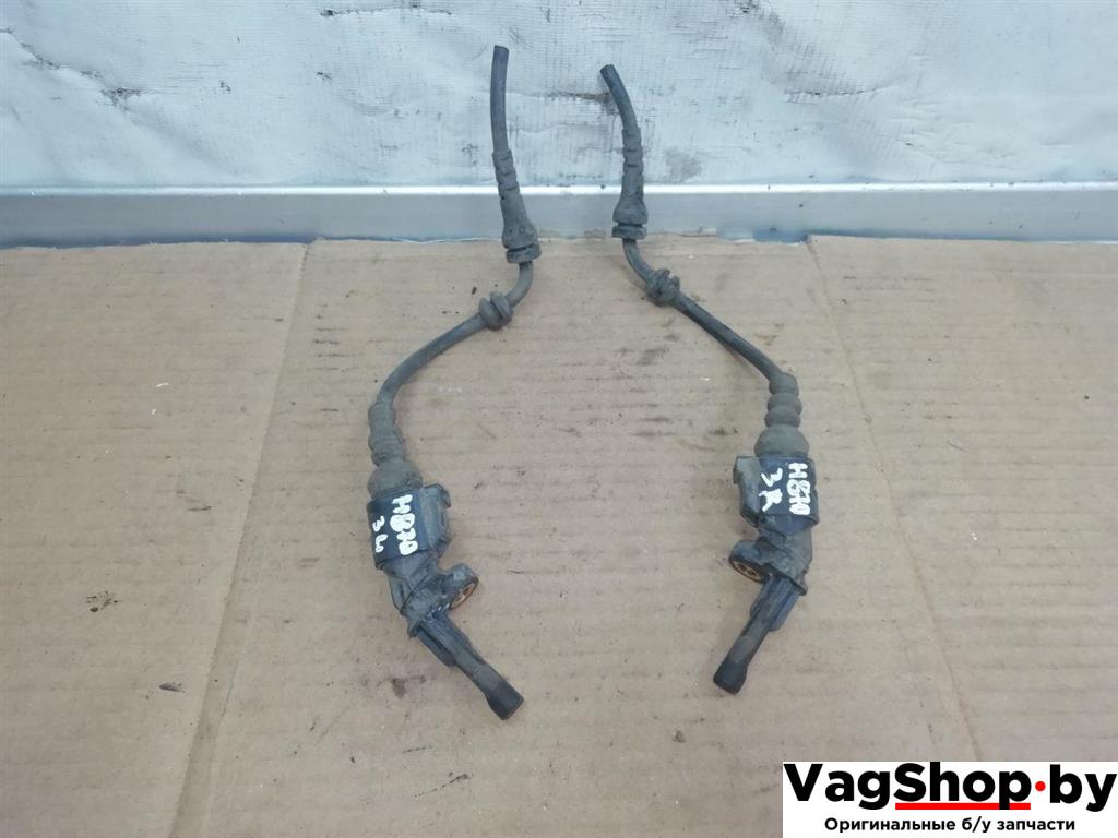 датчик ABS Volkswagen Passat B6 2008, 2.0 л., TDi, CBA, дизель, МКПП, серебро, универсал, передний привод, 1K0927807, 1K0927808 - фото №1