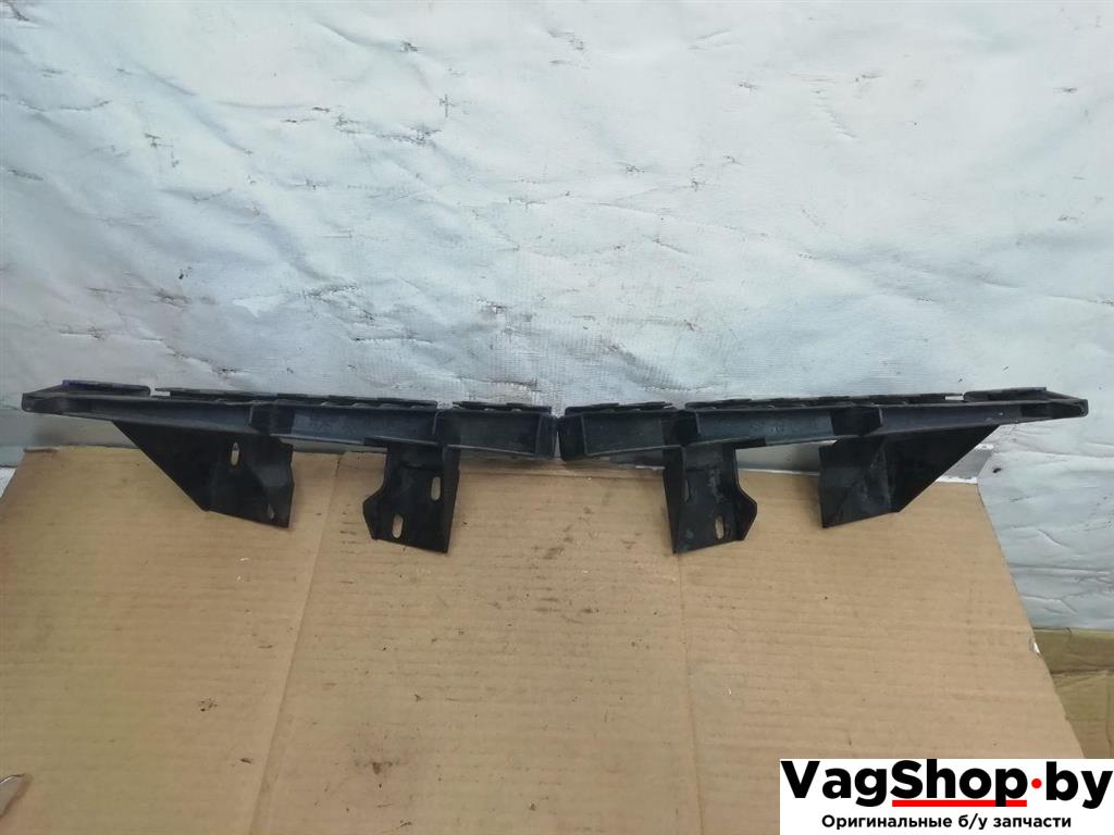 Крепление бампера переднего Audi Q7 4L 2006, 3.0 л., TDi, BUG, дизель, АКПП, синий, внедорожник 5 дв., полный привод, 4L0807333, 4L0807334 - фото №1