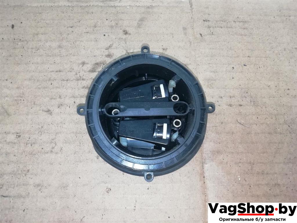 электромоторчик зеркала наружнего Audi A6 Allroad Quattro C6/4F 2007, 3.2 л., FSI, AUK, бензин, МКПП, синий, универсал, полный привод - фото №1