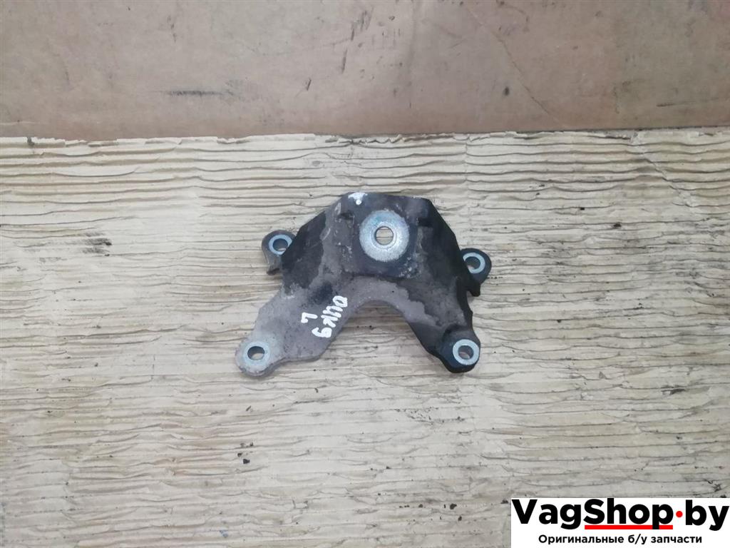 кронштейн двигателя Audi A6 Allroad Quattro C6/4F 2007, 3.2 л., FSI, AUK, бензин, МКПП, синий, универсал, полный привод, 4F0199307M - фото №1