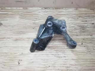 кронштейн гидроусилителя Audi A6 Allroad Quattro C6/4F 2007, 3.2 л., FSI, AUK, бензин, МКПП, синий, универсал, полный привод, 06E145393B