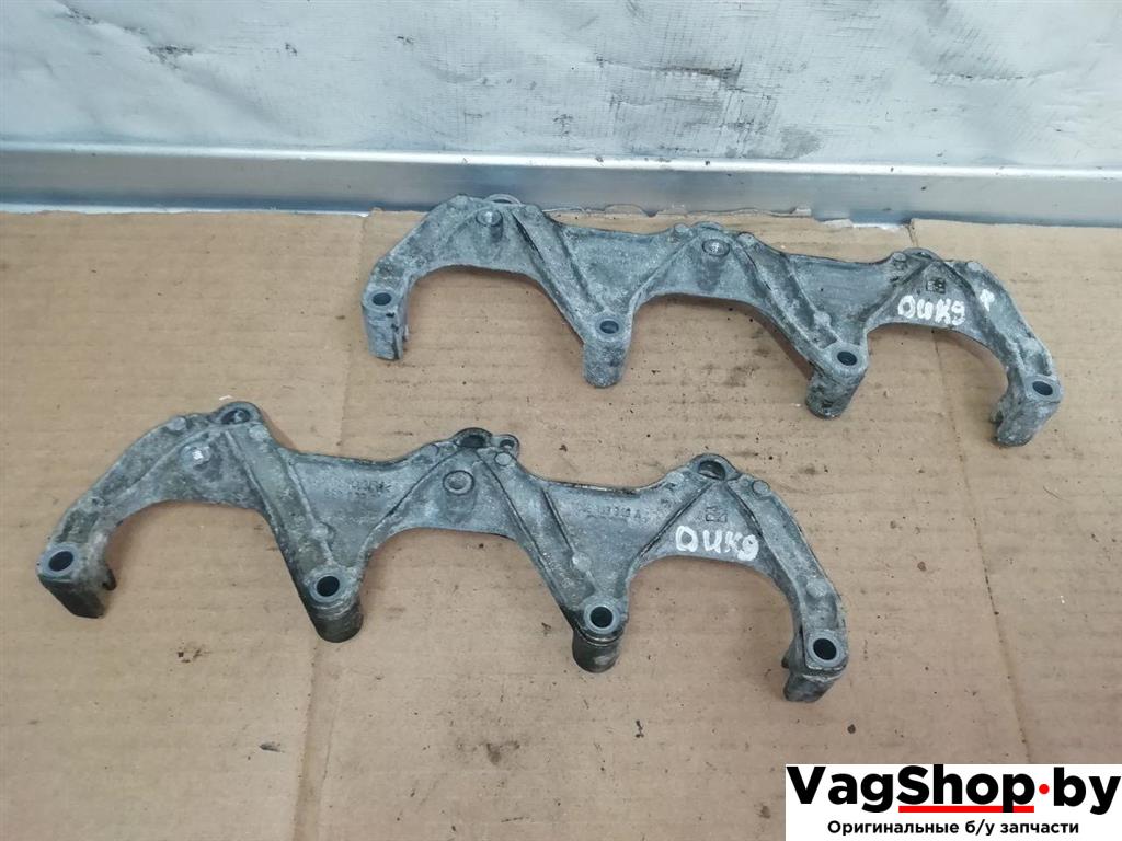 кронштейн (крепление) Audi A6 Allroad Quattro C6/4F 2007, 3.2 л., FSI, AUK, бензин, МКПП, синий, универсал, полный привод, 06E133340A - фото №1