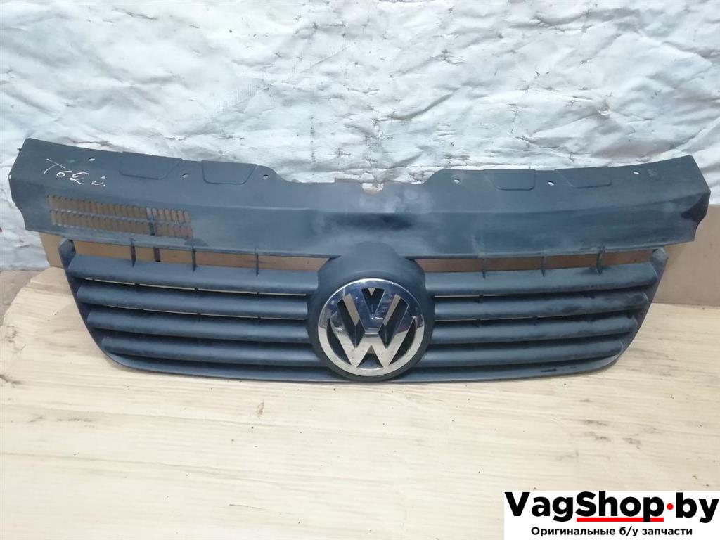 решетка радиатора Volkswagen Transporter T5 2005, 2.5 л., TDi, AXD, дизель, МКПП, синий, фургон, передний привод - фото №1