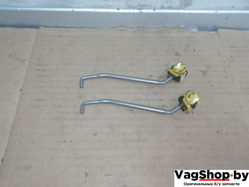 Тяга открывания двери Audi A6 4F/C6 2007, 3.0 л., TDi, ASB, дизель, АКПП, голубой, универсал, полный привод, 893839821, 4F0839133B - фото №1