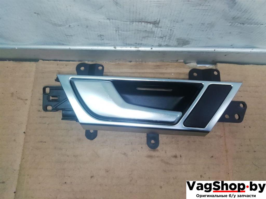ручка внутренняя задняя левая Audi A6 4F/C6 2007, 3.0 л., TDi, ASB, дизель, АКПП, голубой, универсал, полный привод, 4F0839019F - фото №1