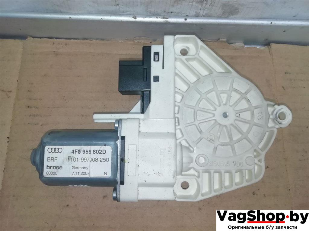 моторчик стеклоподъемника передний правый Audi A6 4F/C6 2007, 3.0 л., TDi, ASB, дизель, АКПП, голубой, универсал, полный привод, 4F0959802D - фото №1