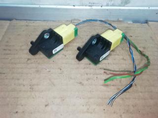 датчик удара Volkswagen Passat B6 2008, 2.0 л., TDi, CBA, дизель, МКПП, серебро, универсал, передний привод, 5N0959351