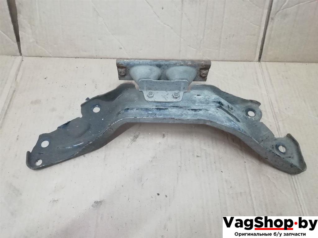кронштейн КПП Audi A6 4F/C6 2007, 3.0 л., TDi, ASB, дизель, АКПП, голубой, универсал, полный привод, 4F02530071A - фото №1