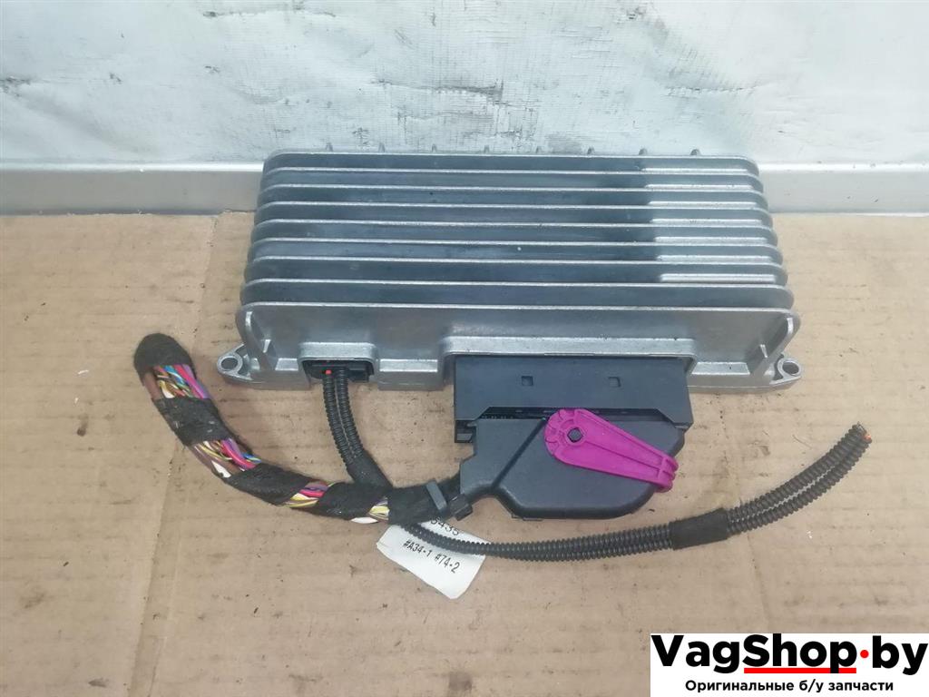 усилитель музыкальный Audi A6 4F/C6 2007, 3.0 л., TDi, ASB, дизель, АКПП, голубой, универсал, полный привод, 4F0910223M, 4F0035223N - фото №1
