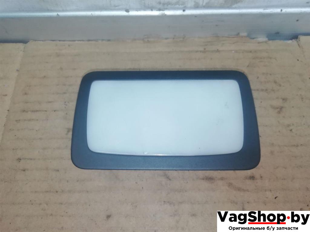 фонарь салона (плафон) Audi A6 4F/C6 2007, 3.0 л., TDi, ASB, дизель, АКПП, голубой, универсал, полный привод, 4L0947123 - фото №1