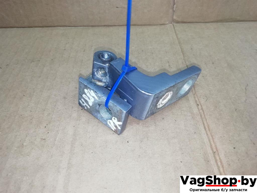 петля двери Audi A6 4F/C6 2007, 3.0 л., TDi, ASB, дизель, АКПП, голубой, универсал, полный привод - фото №1