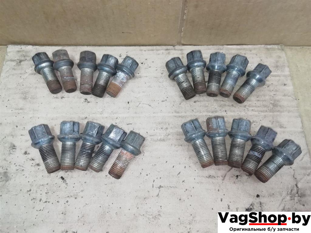 болт колесный Volkswagen Tiguan 1 поколение 2010, 2.0 л., TDi, CFG, дизель, МКПП, серебро, внедорожник 5 дв., полный привод - фото №1