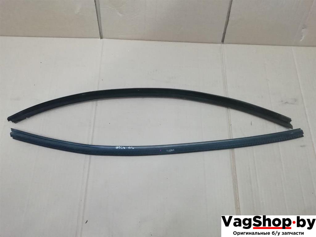 уплотнитель Audi Q7 4L 2006, 3.0 л., TDi, BUG, дизель, АКПП, синий, внедорожник 5 дв., полный привод, 4L0837479, 4L0837480 - фото №1