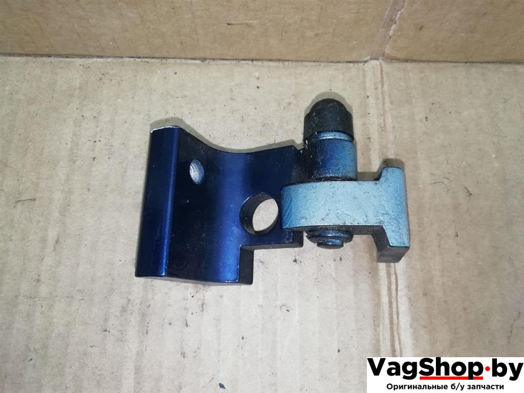 петля двери Audi Q7 4L 2006, 3.0 л., TDi, BUG, дизель, АКПП, синий, внедорожник 5 дв., полный привод, 7L0833402B - фото №1