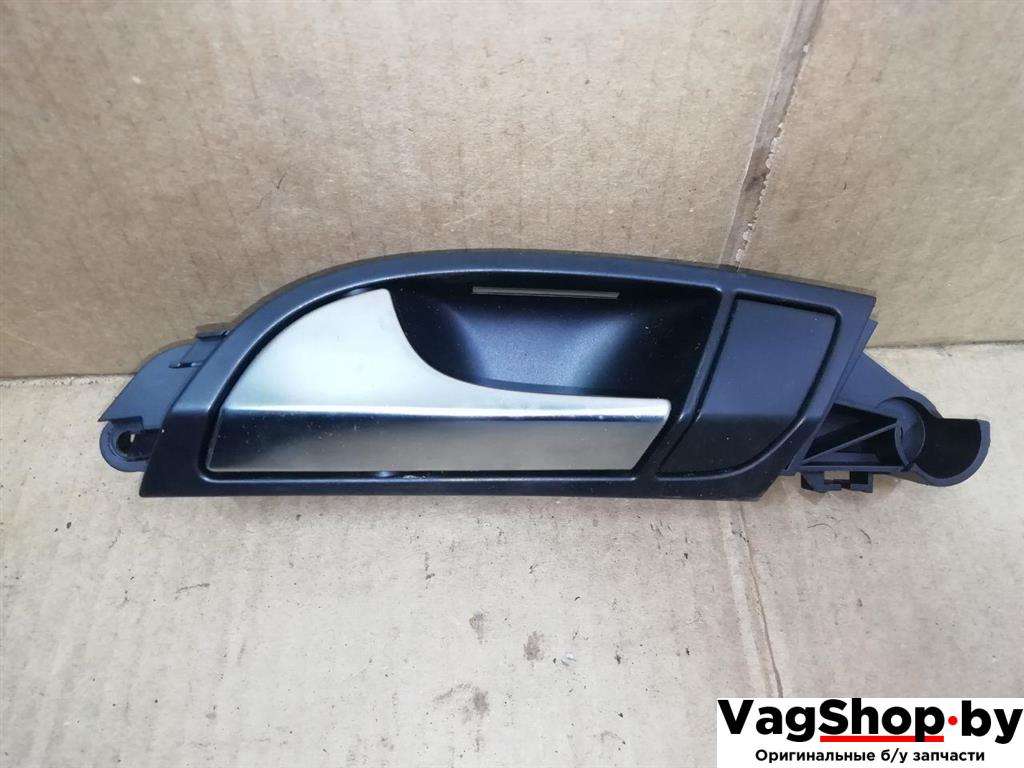 ручка внутренняя задняя левая Audi Q7 4L 2006, 3.0 л., TDi, BUG, дизель, АКПП, синий, внедорожник 5 дв., полный привод, 4L0837019 - фото №1