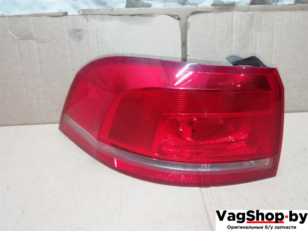 фонарь задний левый Volkswagen Passat B7 2011, 2.0 л., TDi, CFF, дизель, МКПП, черный, универсал, передний привод, 3AF945095C - фото №1