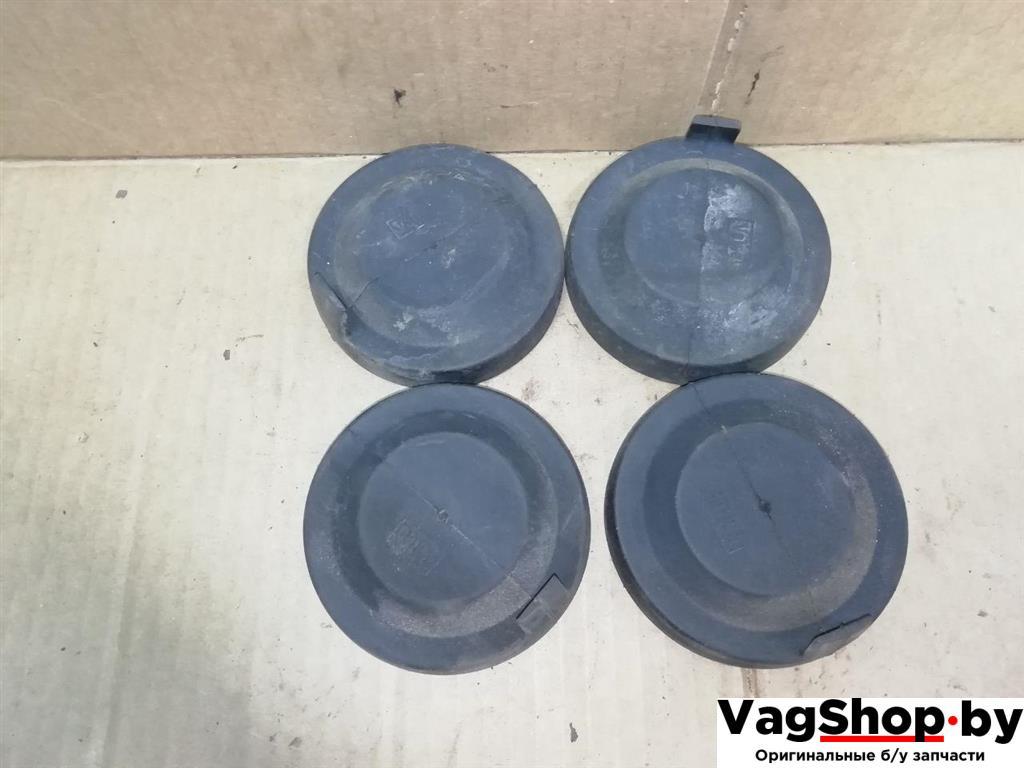 крышка фары Volkswagen Passat B7 2011, 2.0 л., TDi, CFF, дизель, МКПП, черный, универсал, передний привод, 89004031 - фото №1