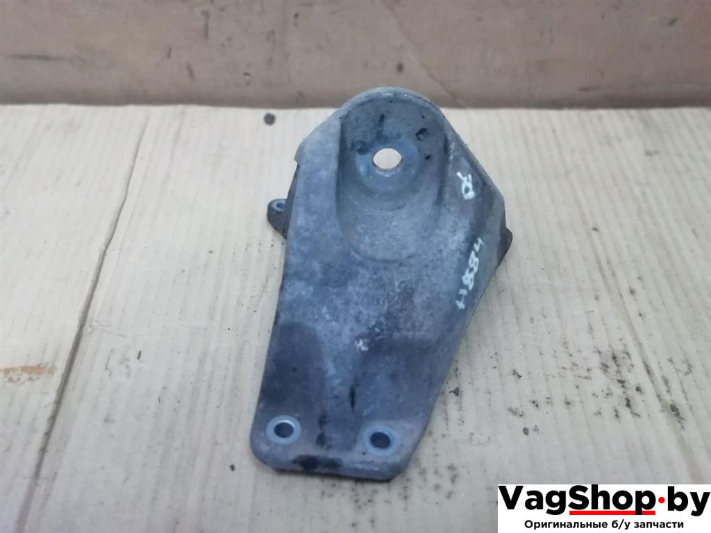 кронштейн КПП Audi A6 4F/C6 2007, 3.0 л., TDi, ASB, дизель, АКПП, голубой, универсал, полный привод, 4F0399114B - фото №1