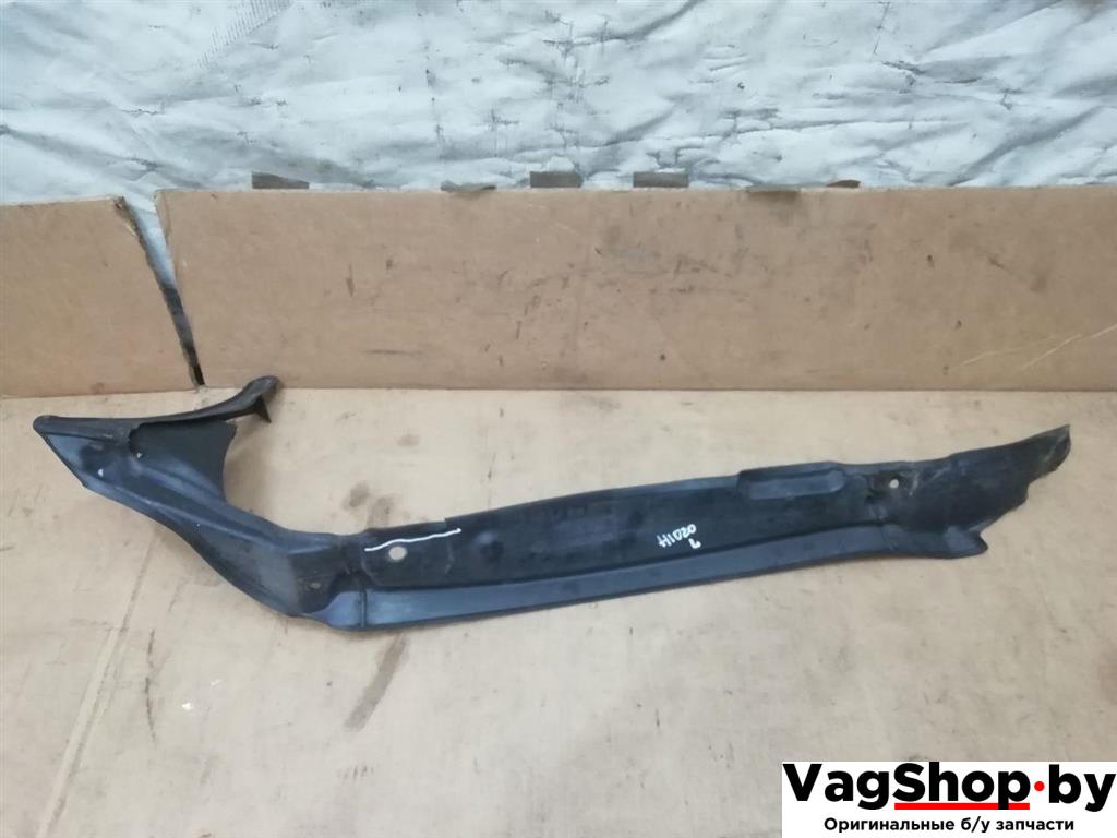 пыльник переднего крыла Audi Q7 4L 2006, 3.0 л., TDi, BUG, дизель, АКПП, серебро, внедорожник 5 дв., полный привод, 4L0821111 - фото №1