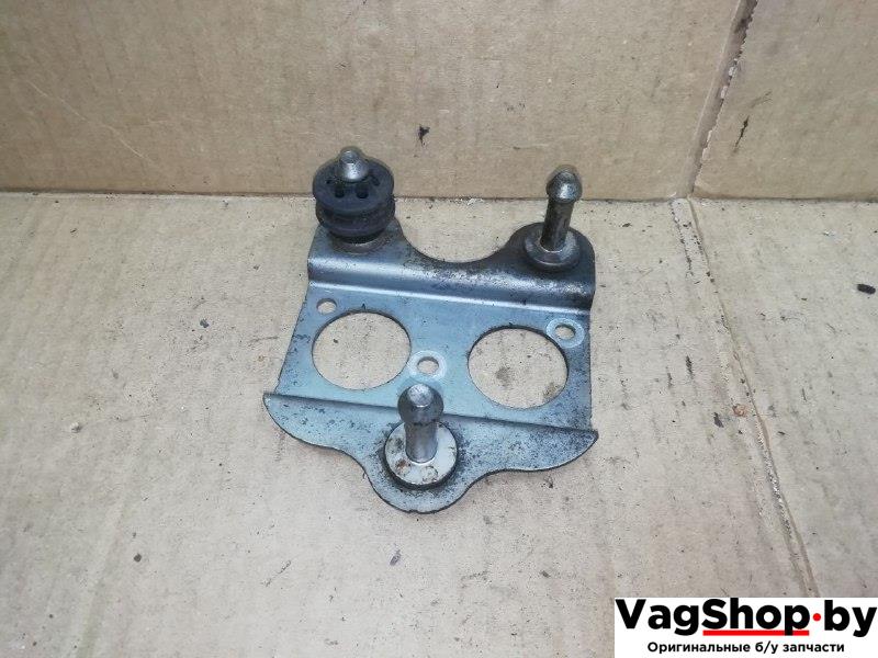 Крепление блока ABS Audi Q7 4L 2006, 3.0 л., TDi, BUG, дизель, АКПП, серебро, внедорожник 5 дв., полный привод, 7L8614235 - фото №1