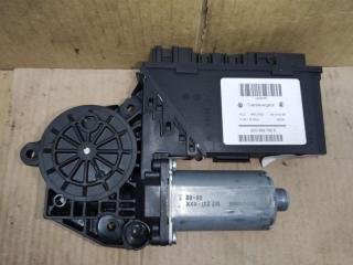 моторчик стеклоподъемника задний левый Volkswagen Touareg 1 поколение [рестайлинг] 2009, 3.0 л., TDi, BKS, дизель, АКПП, серый, внедорожник 5 дв., полный привод, 7L6959703, 3D0959795E