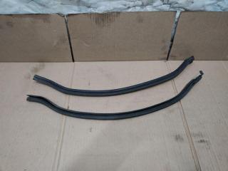 уплотнитель Volkswagen Touareg 1 поколение [рестайлинг] 2009, 2.5 л., TDi, BPE, дизель, АКПП, черный, внедорожник 5 дв., полный привод, 7L6837717, 7L6837718