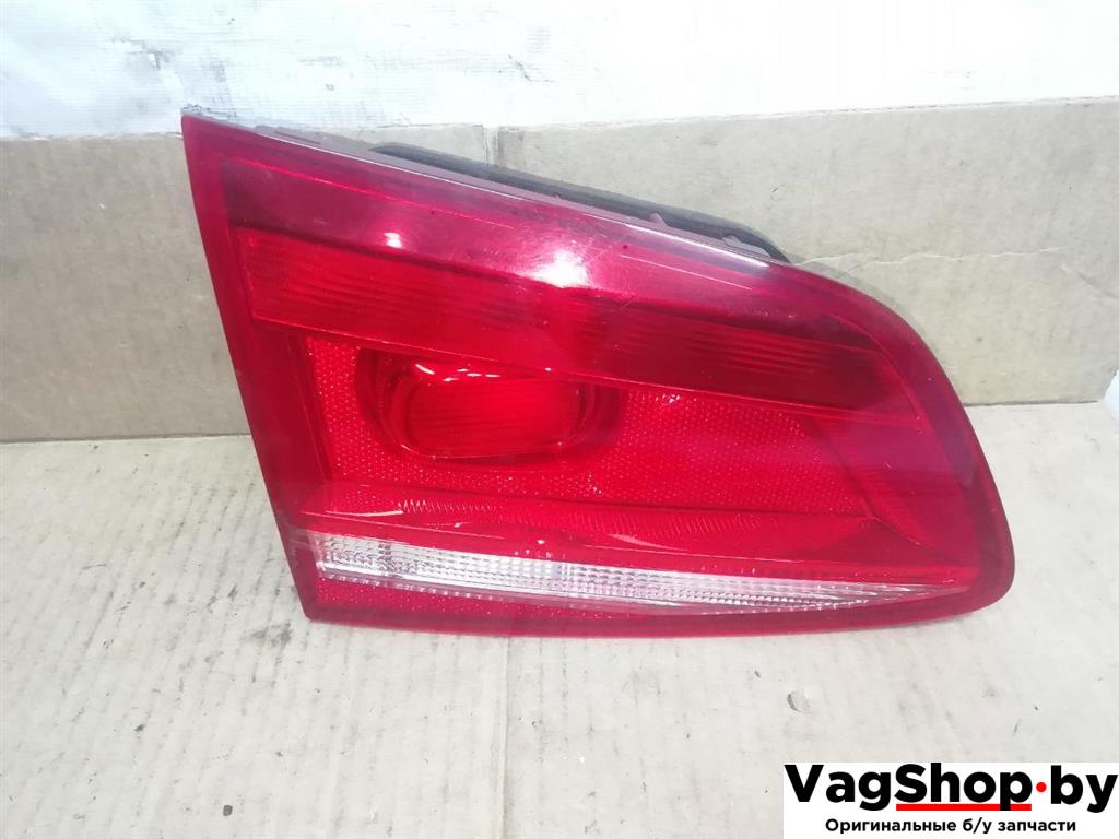 фонарь крышки багажника левый Volkswagen Passat B7 2011, 2.0 л., TDi, CFF, дизель, МКПП, черный, универсал, передний привод, 3AF945093K - фото №1