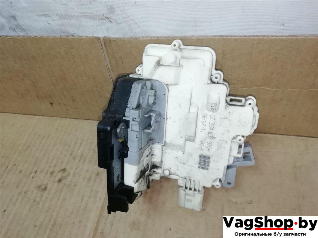 замок двери задней правой Volkswagen Passat B7 2011, 2.0 л., TDi, CFF, дизель, МКПП, черный, универсал, передний привод, 3C4839016A - фото №1