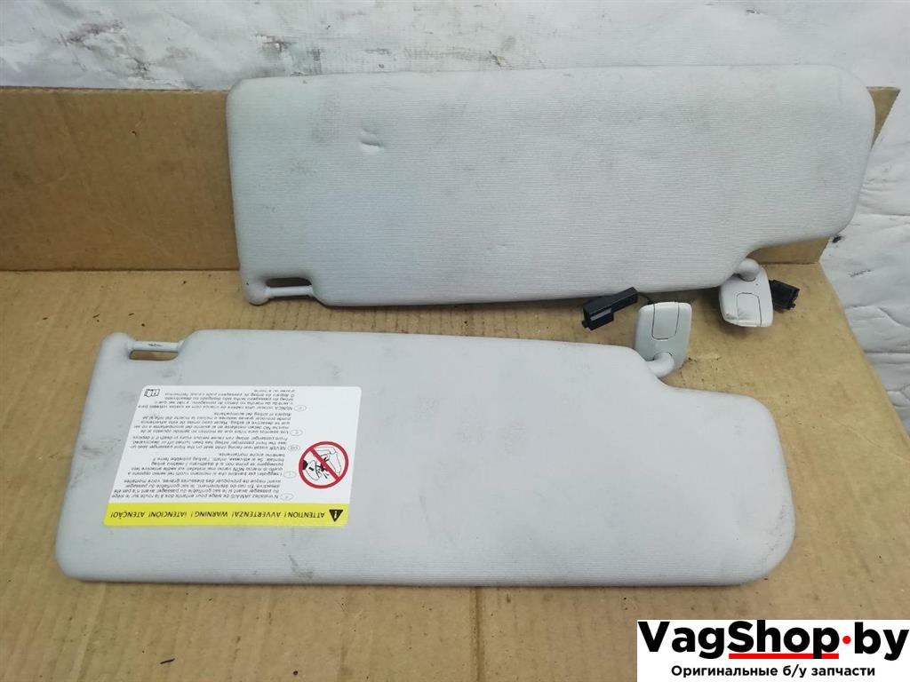 козырек солнцезащитный Volkswagen Passat B7 2011, 2.0 л., TDi, CFF, дизель, МКПП, черный, универсал, передний привод - фото №1