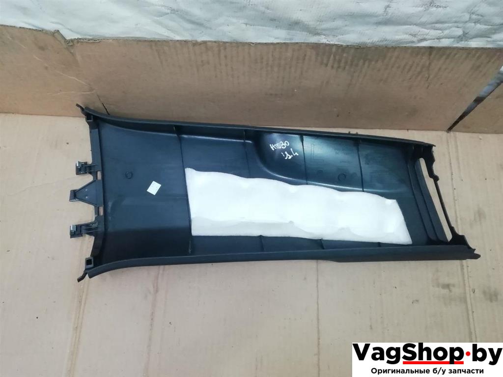 обшивка стойки центральной левой Volkswagen Passat B7 2011, 2.0 л., TDi, CFF, дизель, МКПП, черный, универсал, передний привод, 3C0867291 - фото №1