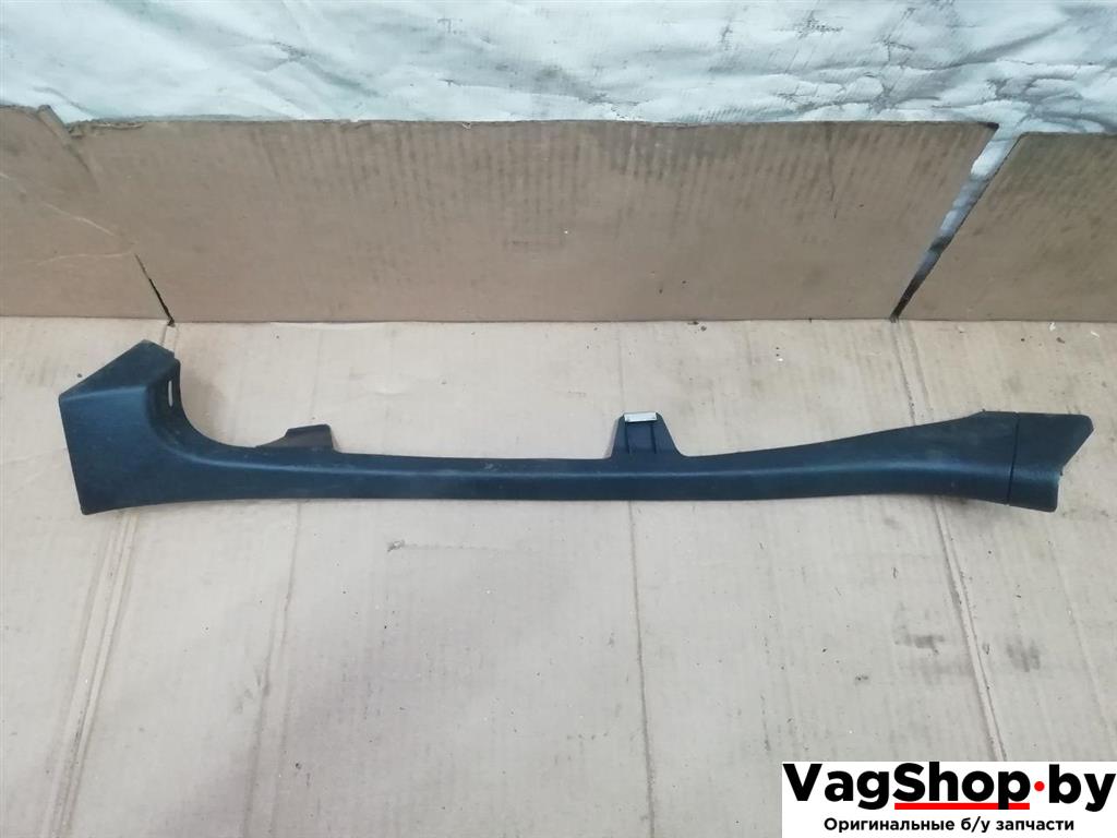 пластик Volkswagen Passat B7 2011, 2.0 л., TDi, CFF, дизель, МКПП, черный, универсал, передний привод, 3C9867765 - фото №1